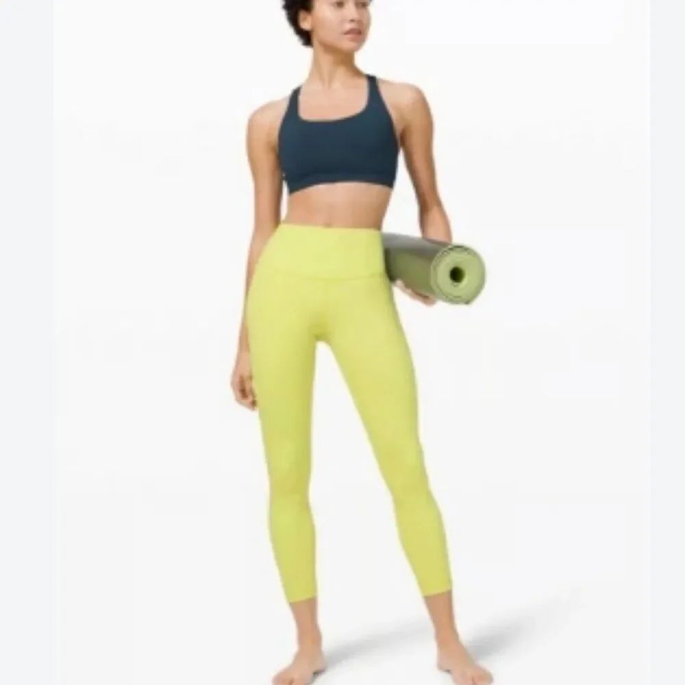 Like New! Lululemon Wunder Under SenseKnit HR Tight 25" Lemon Vibes in Size 4